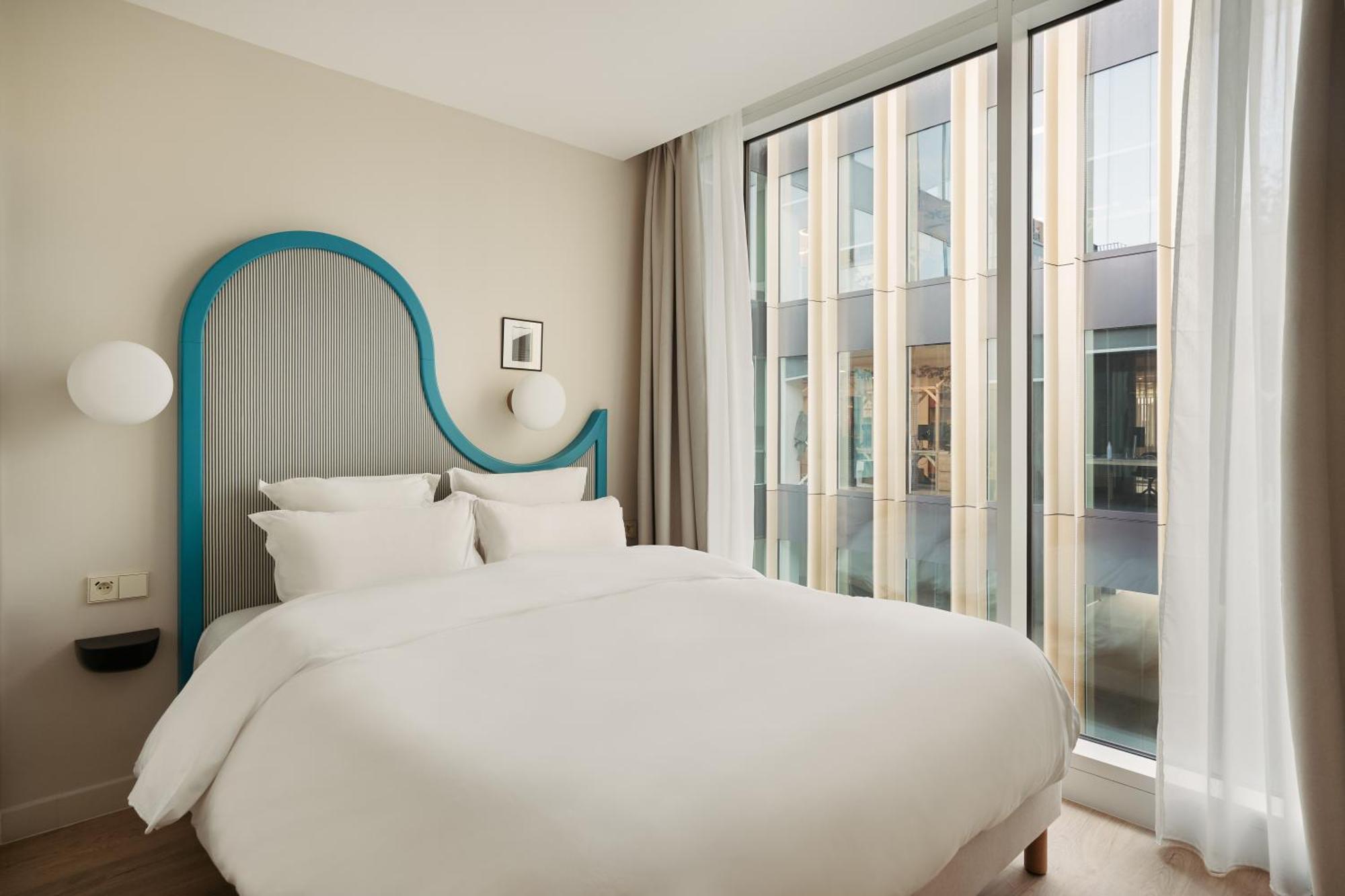 Edgar - Shake Aparthotel