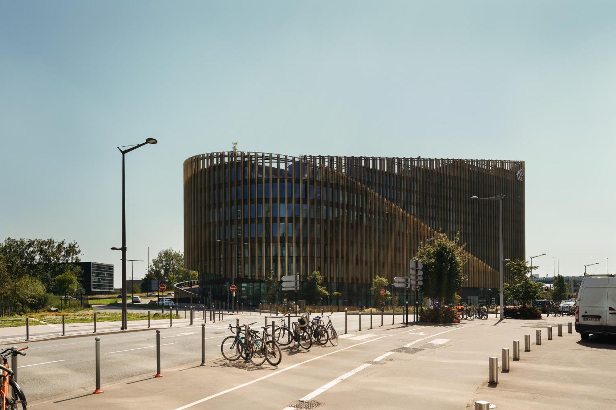 Edgar - Shake Aparthotel *